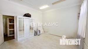 2-к квартира, вторичка, 60м2, 1/4 этаж