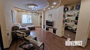 3-к квартира, вторичка, 108м2, 1/10 этаж