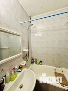 3-к квартира, вторичка, 63м2, 1/9 этаж