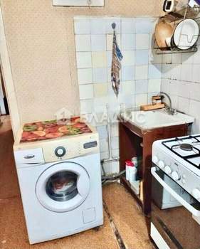 2-к квартира, вторичка, 44м2, 1/9 этаж