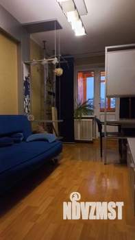 3-к квартира, вторичка, 63м2, 9/9 этаж