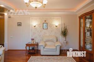 4-к квартира, вторичка, 121м2, 3/7 этаж
