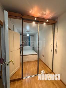 2-к квартира, вторичка, 38м2, 1/4 этаж