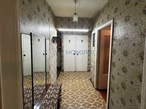 4-к квартира, вторичка, 60м2, 1/3 этаж