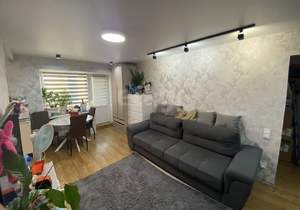 3-к квартира, вторичка, 58м2, 6/6 этаж