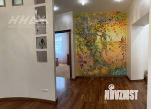 4-к квартира, вторичка, 130м2, 1/4 этаж