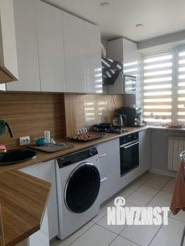 3-к квартира, вторичка, 58м2, 8/9 этаж
