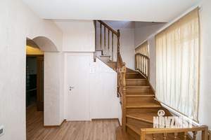 4-к квартира, вторичка, 156м2, 3/5 этаж