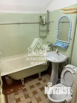 2-к квартира, вторичка, 44м2, 3/5 этаж