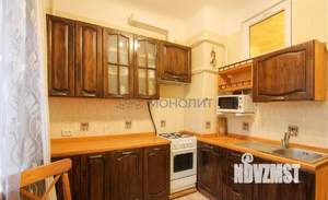 3-к квартира, вторичка, 74м2, 2/5 этаж