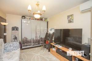 2-к квартира, вторичка, 38м2, 1/5 этаж