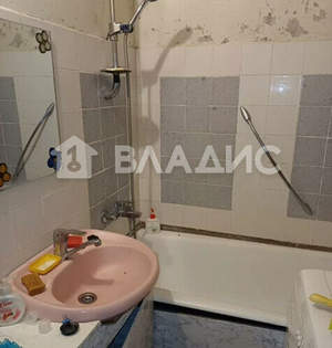 4-к квартира, вторичка, 80м2, 3/10 этаж