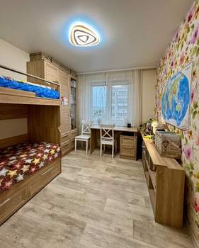 2-к квартира, вторичка, 56м2, 7/10 этаж