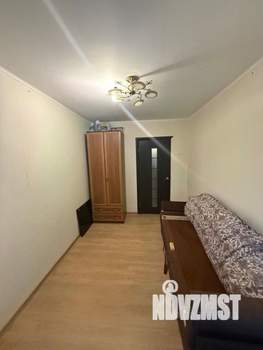 2-к квартира, вторичка, 42м2, 1/5 этаж