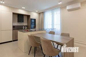 3-к квартира, вторичка, 125м2, 8/17 этаж