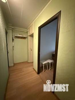2-к квартира, вторичка, 42м2, 1/5 этаж
