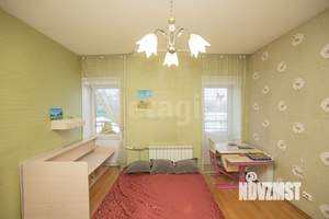 4-к квартира, вторичка, 150м2, 4/4 этаж