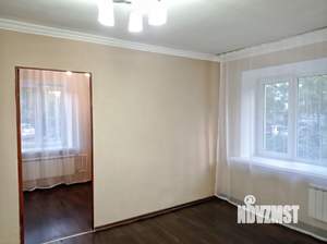 2-к квартира, вторичка, 38м2, 1/3 этаж