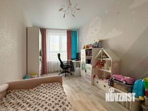 3-к квартира, вторичка, 70м2, 10/17 этаж