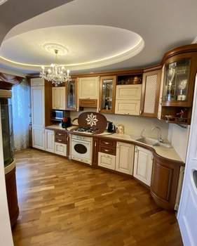 4-к квартира, вторичка, 170м2, 10/10 этаж