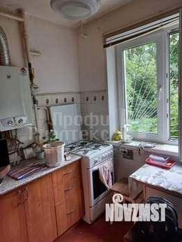 2-к квартира, вторичка, 44м2, 1/5 этаж