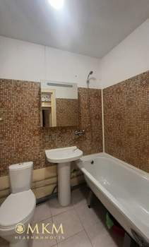 2-к квартира, вторичка, 53м2, 1/10 этаж