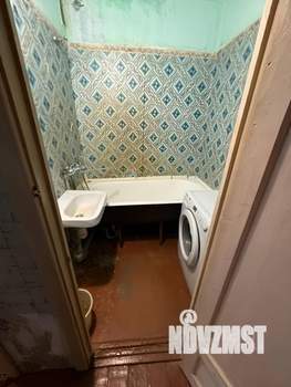 3-к квартира, вторичка, 60м2, 1/9 этаж