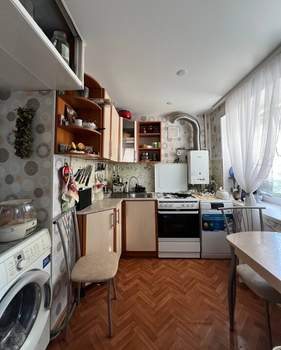 4-к квартира, вторичка, 62м2, 3/6 этаж