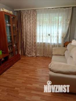 3-к квартира, вторичка, 58м2, 1/9 этаж