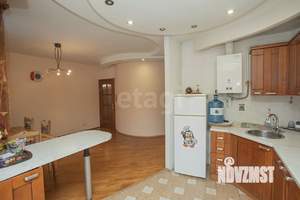 4-к квартира, вторичка, 150м2, 4/4 этаж