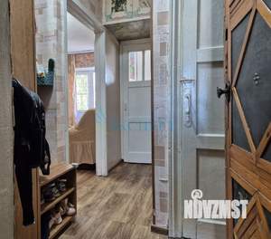 3-к квартира, вторичка, 42м2, 4/4 этаж