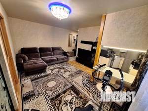 2-к квартира, вторичка, 37м2, 1/3 этаж