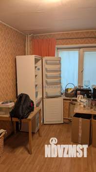 2-к квартира, вторичка, 43м2, 1/4 этаж