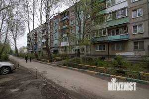 2-к квартира, вторичка, 42м2, 4/5 этаж