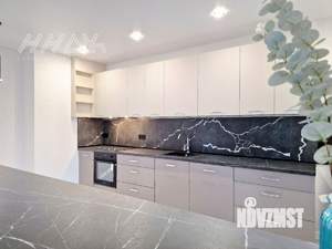 2-к квартира, вторичка, 80м2, 11/18 этаж