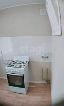 2-к квартира, вторичка, 42м2, 1/5 этаж