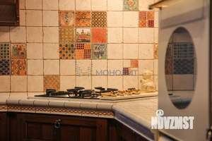 4-к квартира, вторичка, 225м2, 3/6 этаж