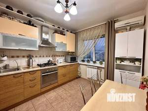 2-к квартира, вторичка, 58м2, 3/5 этаж