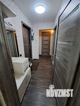 2-к квартира, вторичка, 43м2, 1/9 этаж