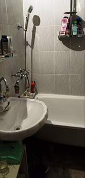 3-к квартира, вторичка, 63м2, 6/9 этаж
