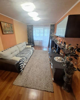 3-к квартира, вторичка, 65м2, 9/10 этаж