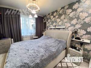 4-к квартира, вторичка, 93м2, 8/12 этаж