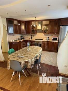 4-к квартира, вторичка, 104м2, 3/10 этаж