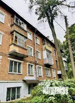 2-к квартира, вторичка, 40м2, 1/4 этаж