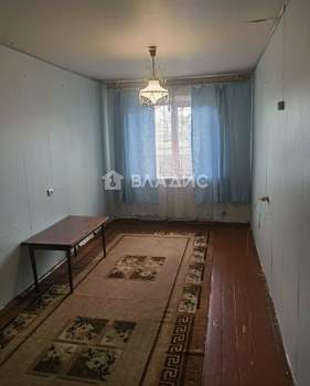 3-к квартира, вторичка, 58м2, 1/5 этаж