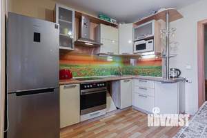 2-к квартира, вторичка, 65м2, 3/17 этаж
