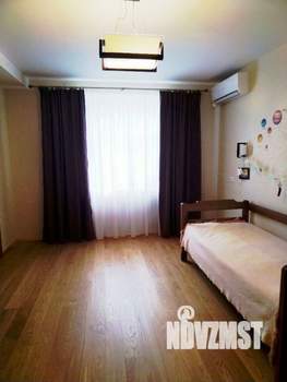 3-к квартира, вторичка, 97м2, 4/5 этаж