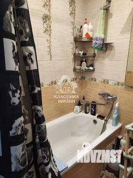 2-к квартира, вторичка, 38м2, 1/5 этаж