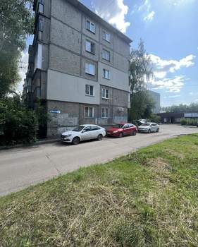 2-к квартира, вторичка, 43м2, 1/5 этаж