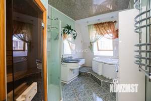 4-к квартира, вторичка, 249м2, 3/3 этаж